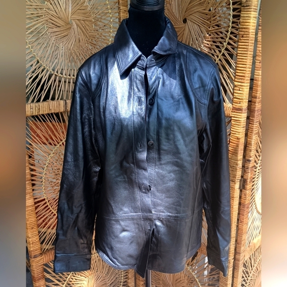 Vintage Liz Claiborne Light Black Leather Jacket/Shirt_Large